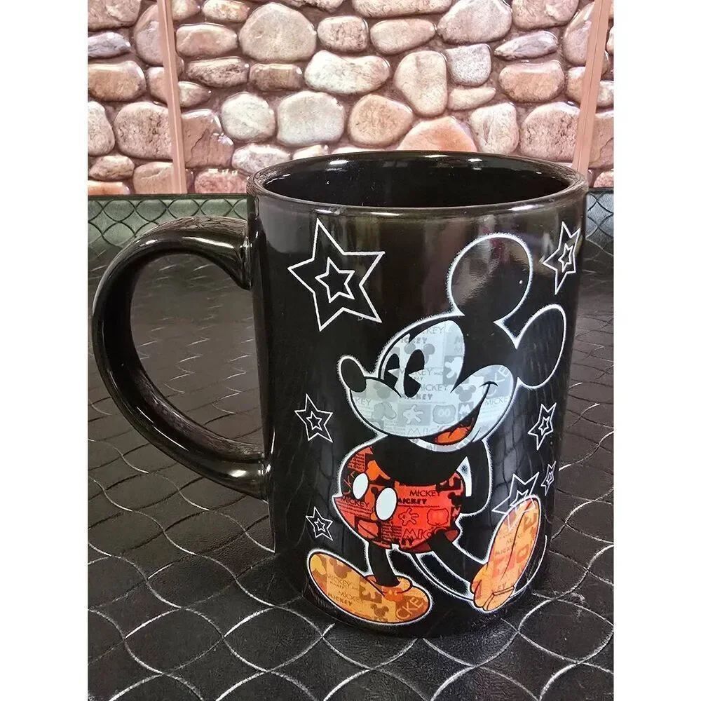 Disney World Orlando Jerry Leigh Black Mickey Mouse Mug